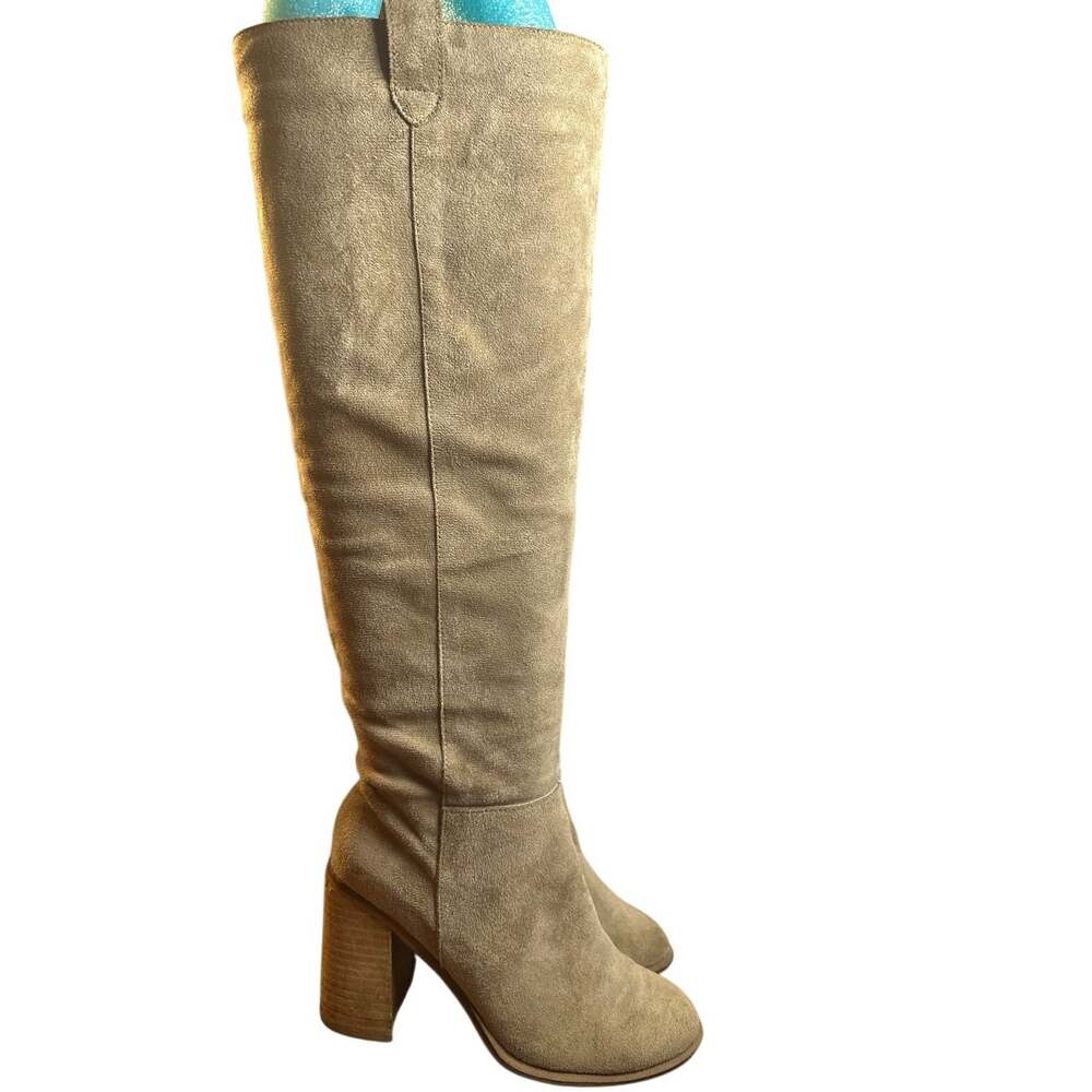 Oasis Society tan suede knee high boots 4” heel womens size 8.5